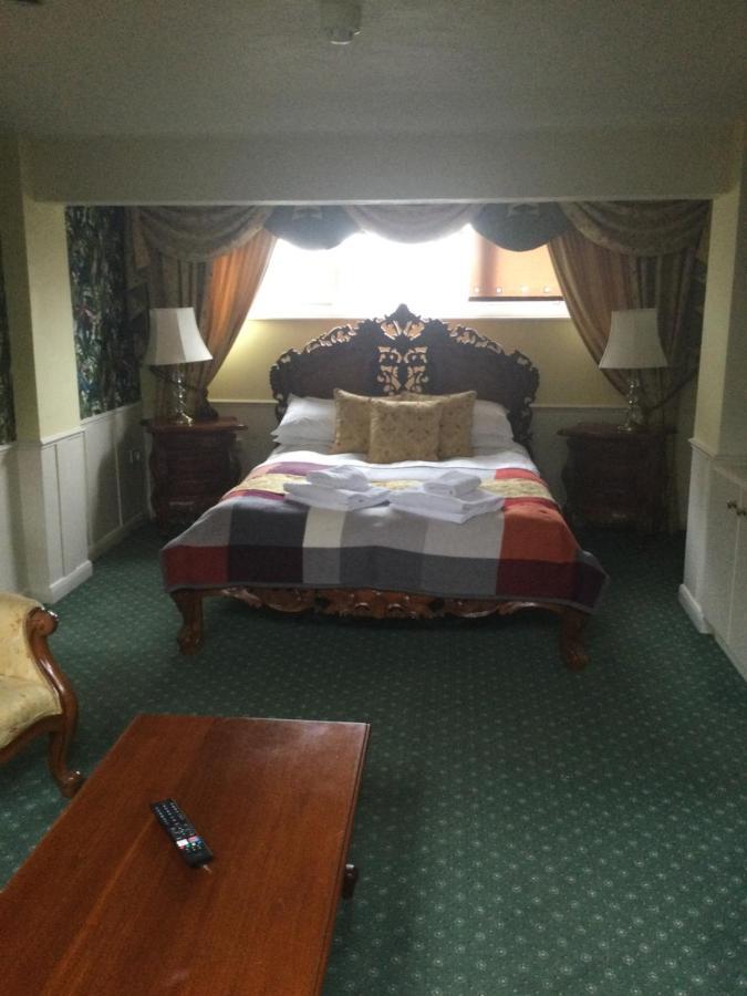The Thelbridge Cross Inn Кредитон Экстерьер фото